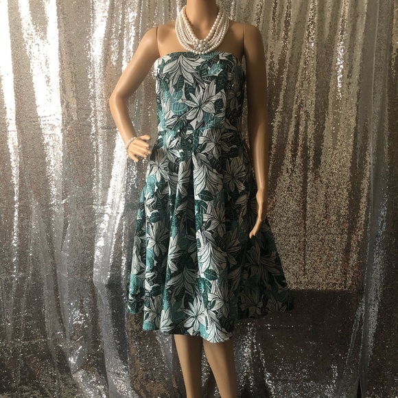 eva mendes for New York & Company Dresses & Skirts - Eva Mendes strapless Dress